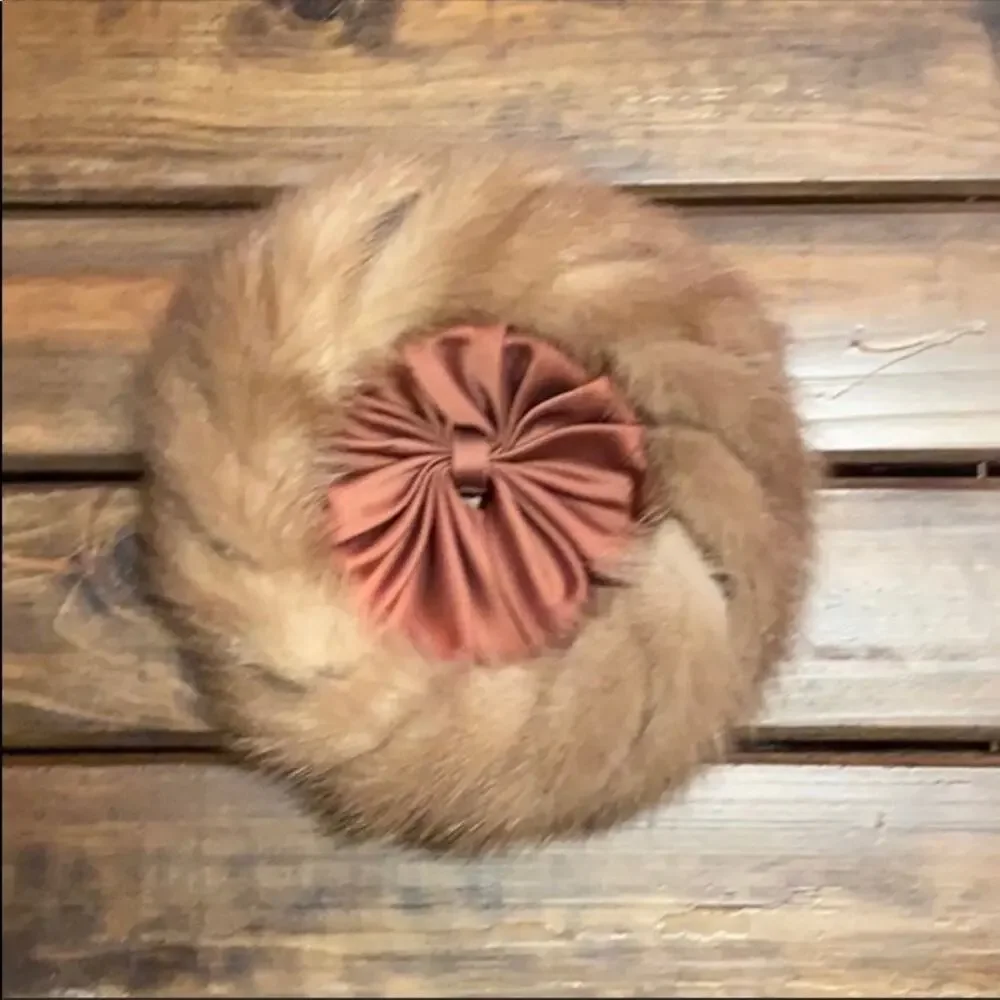 Vintage Satin Mink Lined Button Hat - Picture 1 of 2